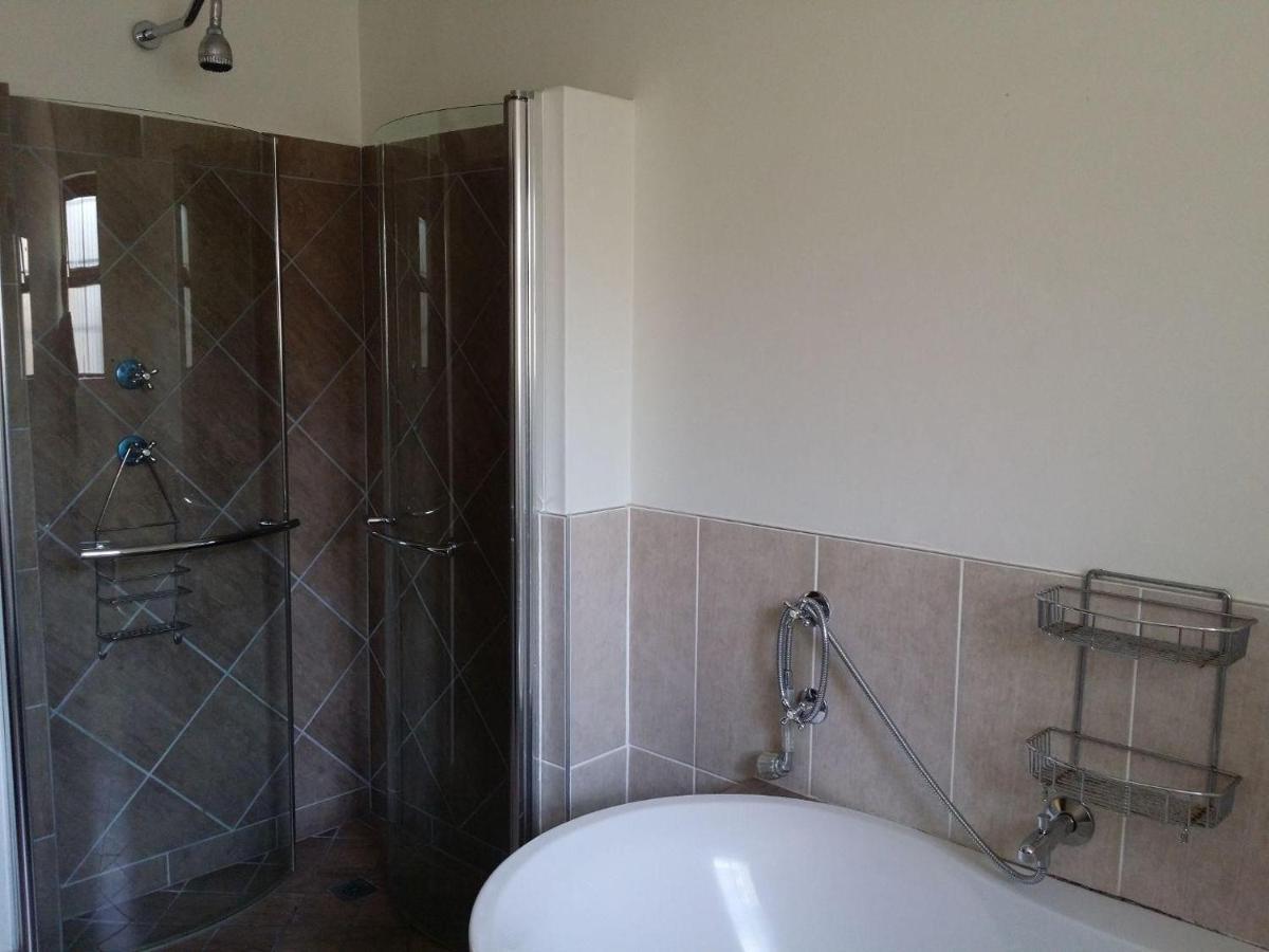 12 On Beach Guest House Saldanha Bay Exterior foto